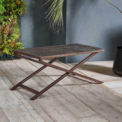 Odee outdoor table