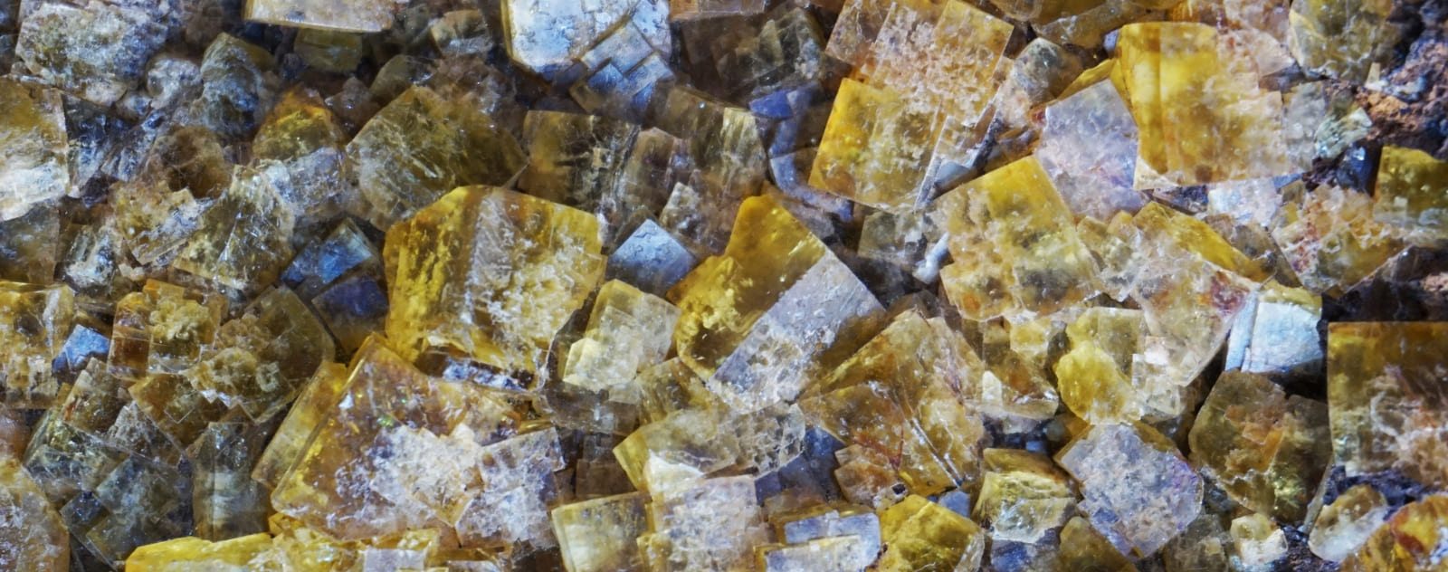 fluorite jaune cubique