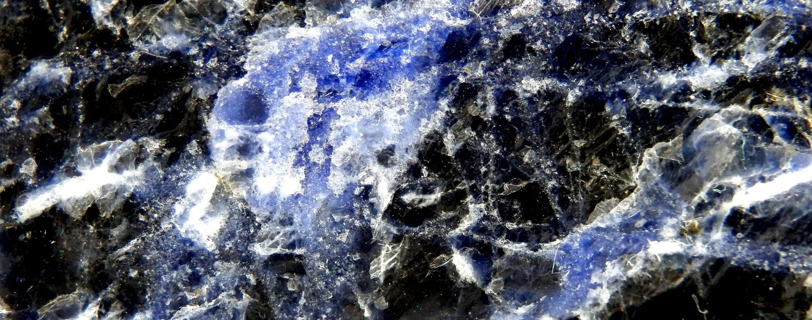 lazulite vu de près