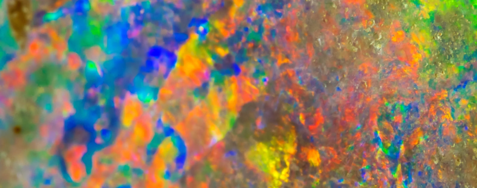 opale coloré reflets