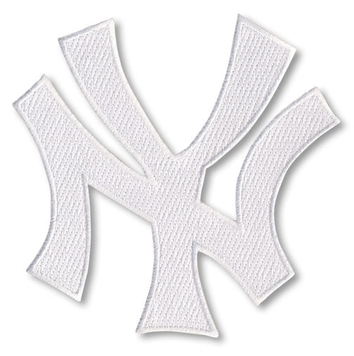 NEW YORK YANKEES￼ JERSEY SIZE MEDIUM WHITE NAVY BLUE PATCHES