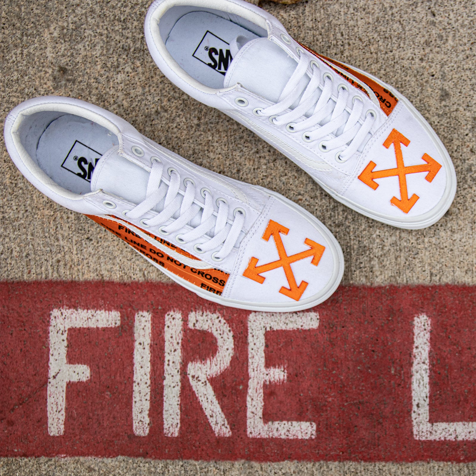 vans old skool white orange