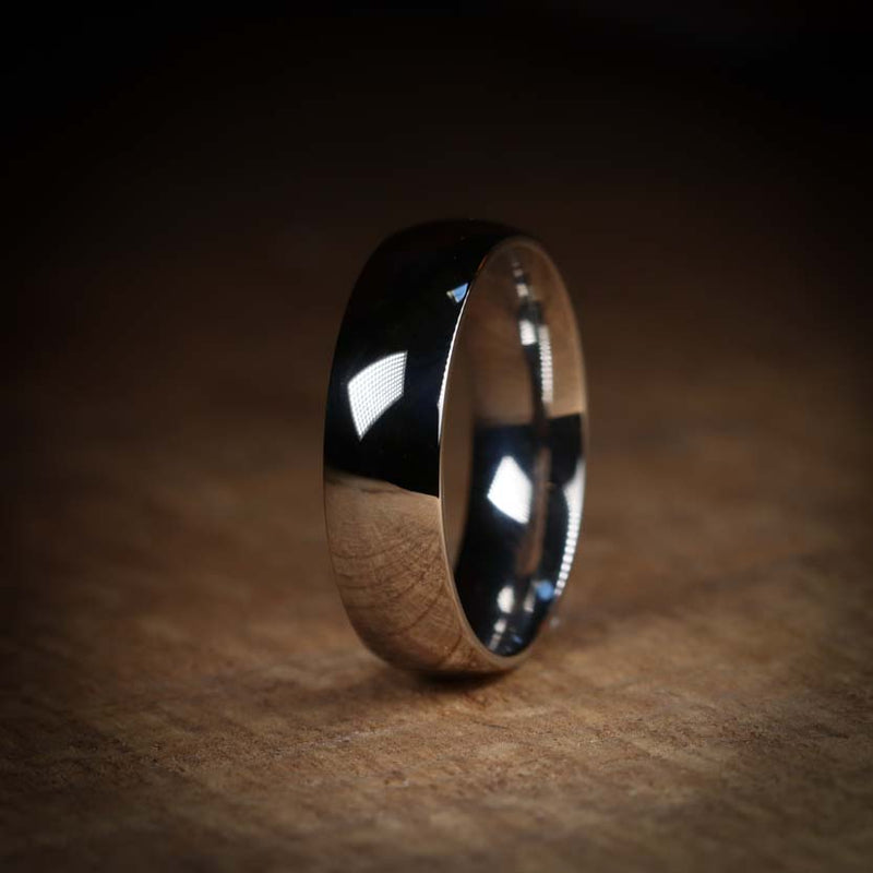 Polished Stainless Steel Signet Ring - The Abbeydale Signet