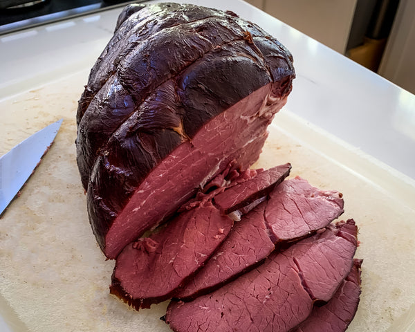 Rump steaks from my spike elk vs my girlfriends beef steak (she refused to  eat the elk). The color difference is crazy! : r/Hunting