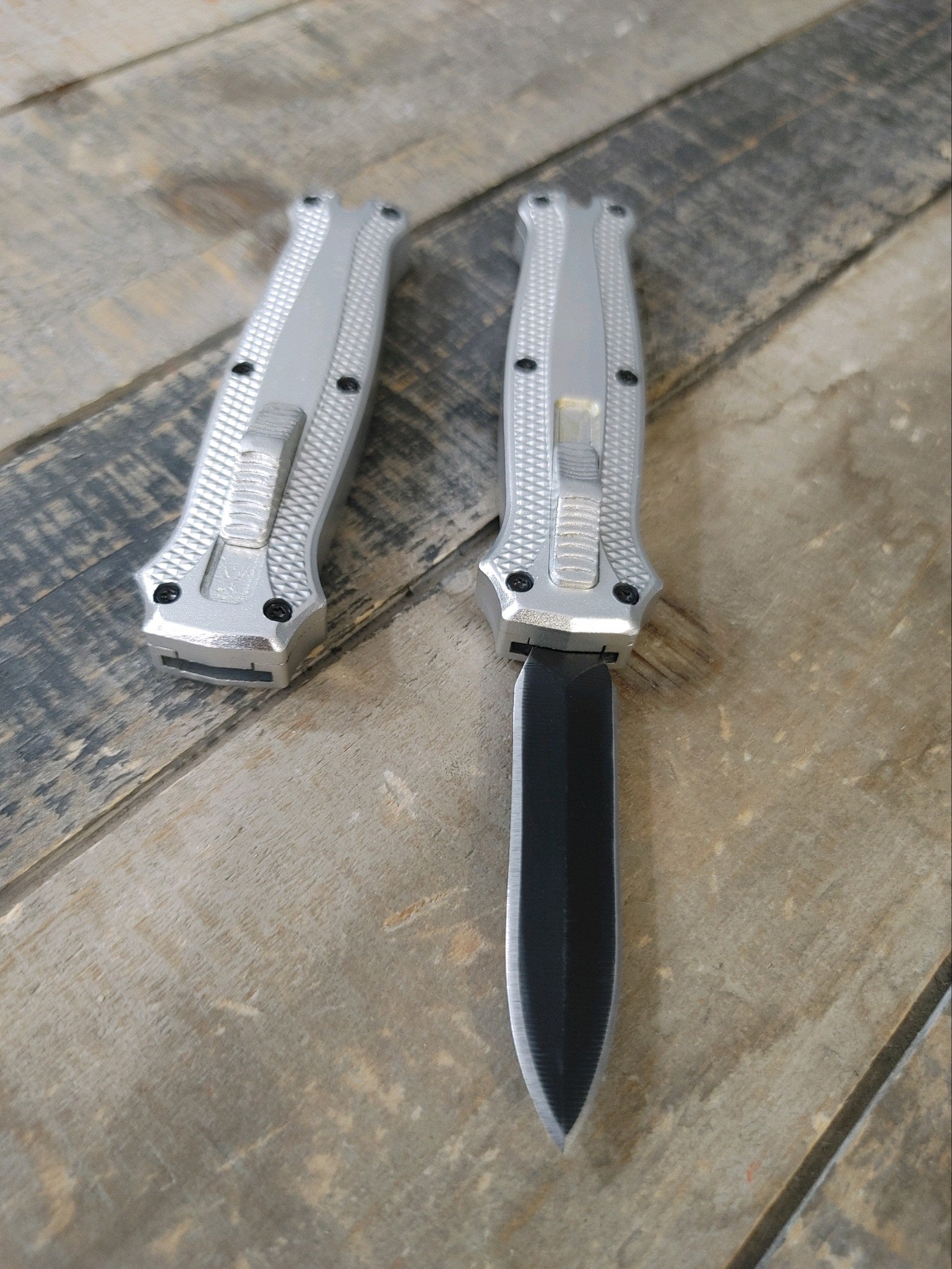 Mighty Mini OTF  Knife Lightweight Aluminum Silver-img-0
