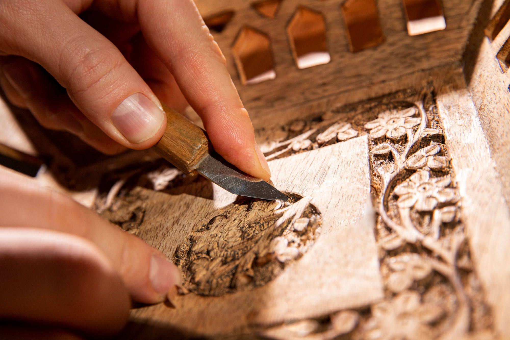 Polynesian-carving-in-Hawaii