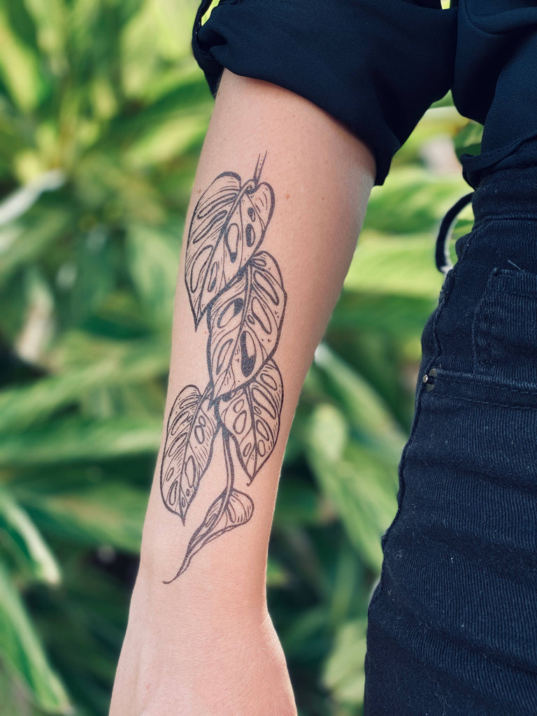 Begonia Maculata tattoo. Part of a larger piece of my favorite plants. :  r/plants