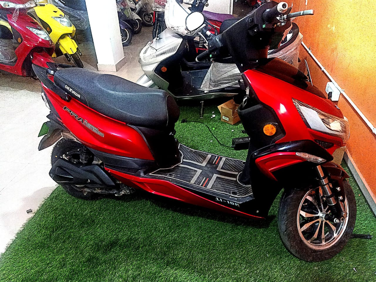 Okinawa praise pro WITH 5 YEARS INSURANCE AND TEMPORARY REGISTRATION – OKINAWA SCOOTERS WORLD