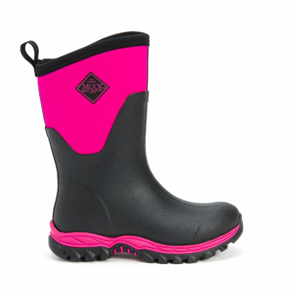 Pink muck boots sales tractor supply