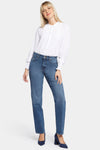 Women Brooke Loose Straight Jeans In Sawyer, Regular, Size: 24   Denim