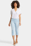 Women Dakota Crop Pull on Jeans In Oceanfront, Regular, Size: Xs   Lyocell/denim/tencel