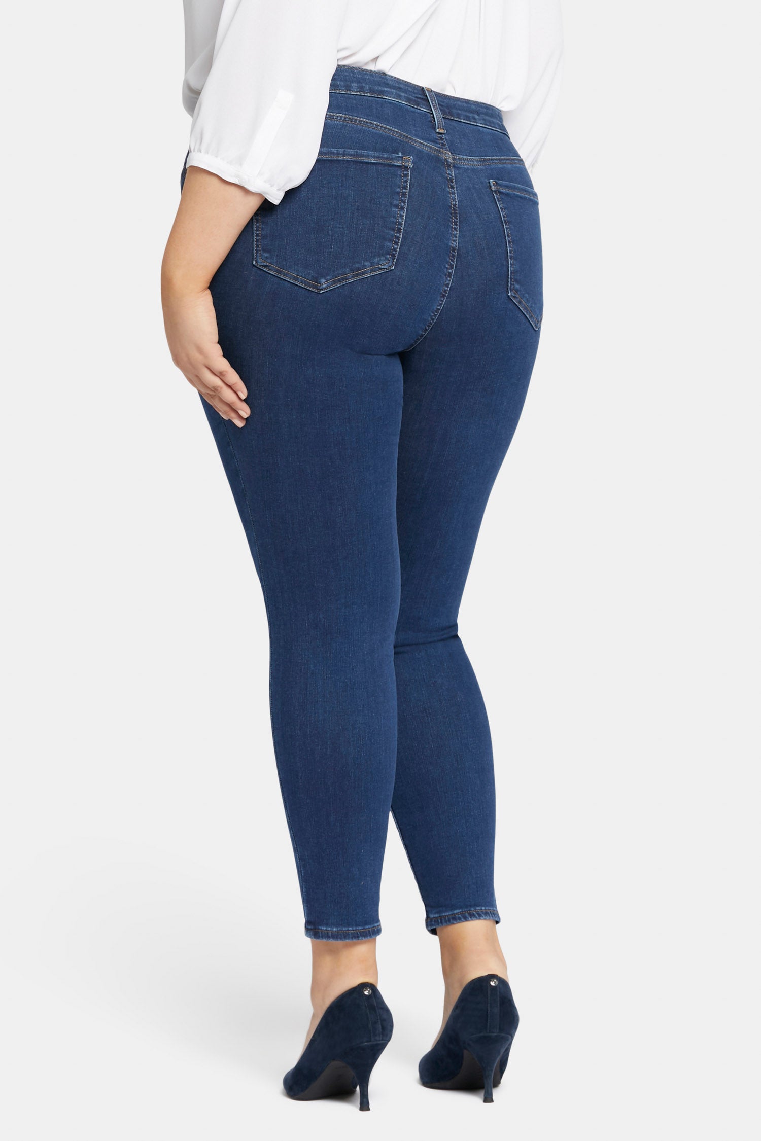 Ami Skinny Jeans In Plus Size In Sure Stretch® Denim - Black Black