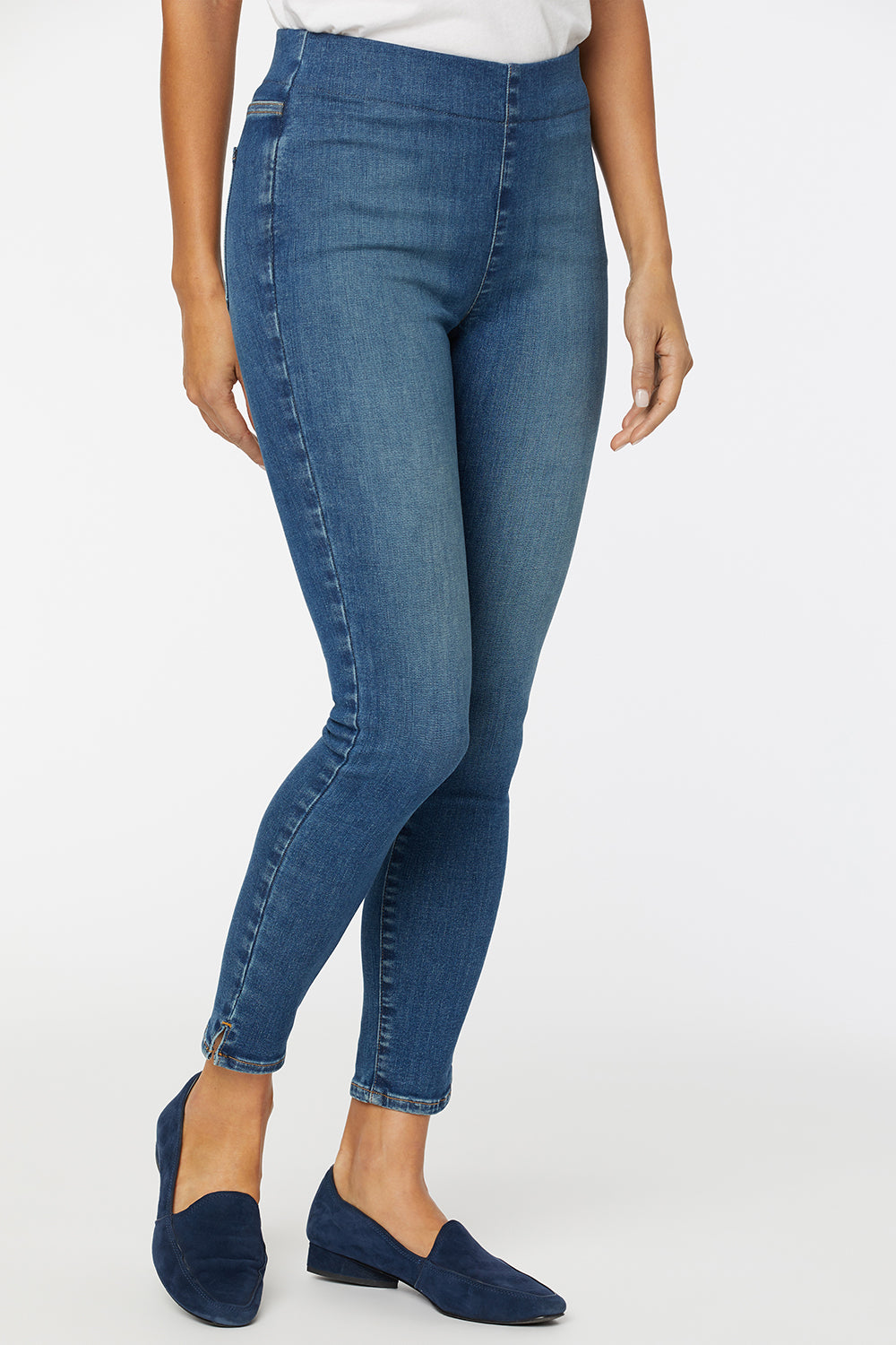 Slim Bootcut Pull-On Jeans In SpanSpring™ Denim - Decker Blue | NYDJ