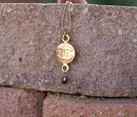 Gold Chanel CC Pendant Necklace – Designer Revival