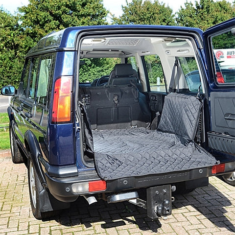 231_LR_Discovery_2_Quilted_seats_down_large.jpg