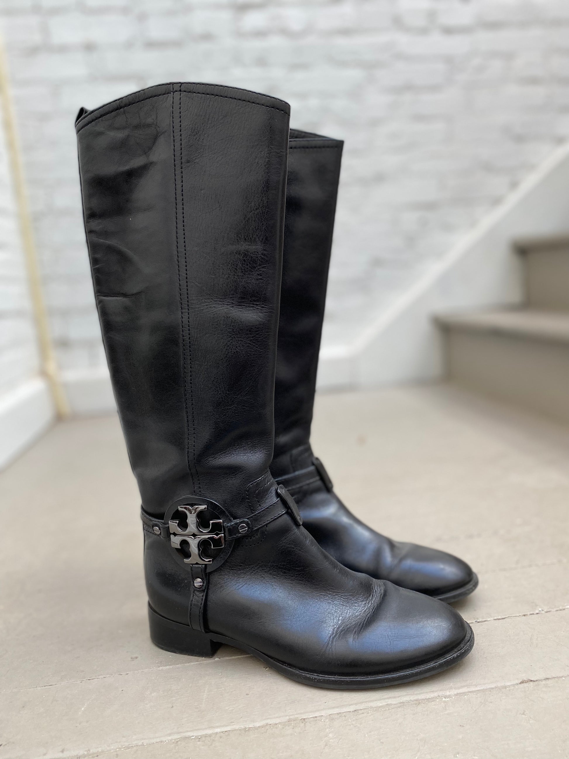 Tory Burch Black Leather Boots – Airee Edwards