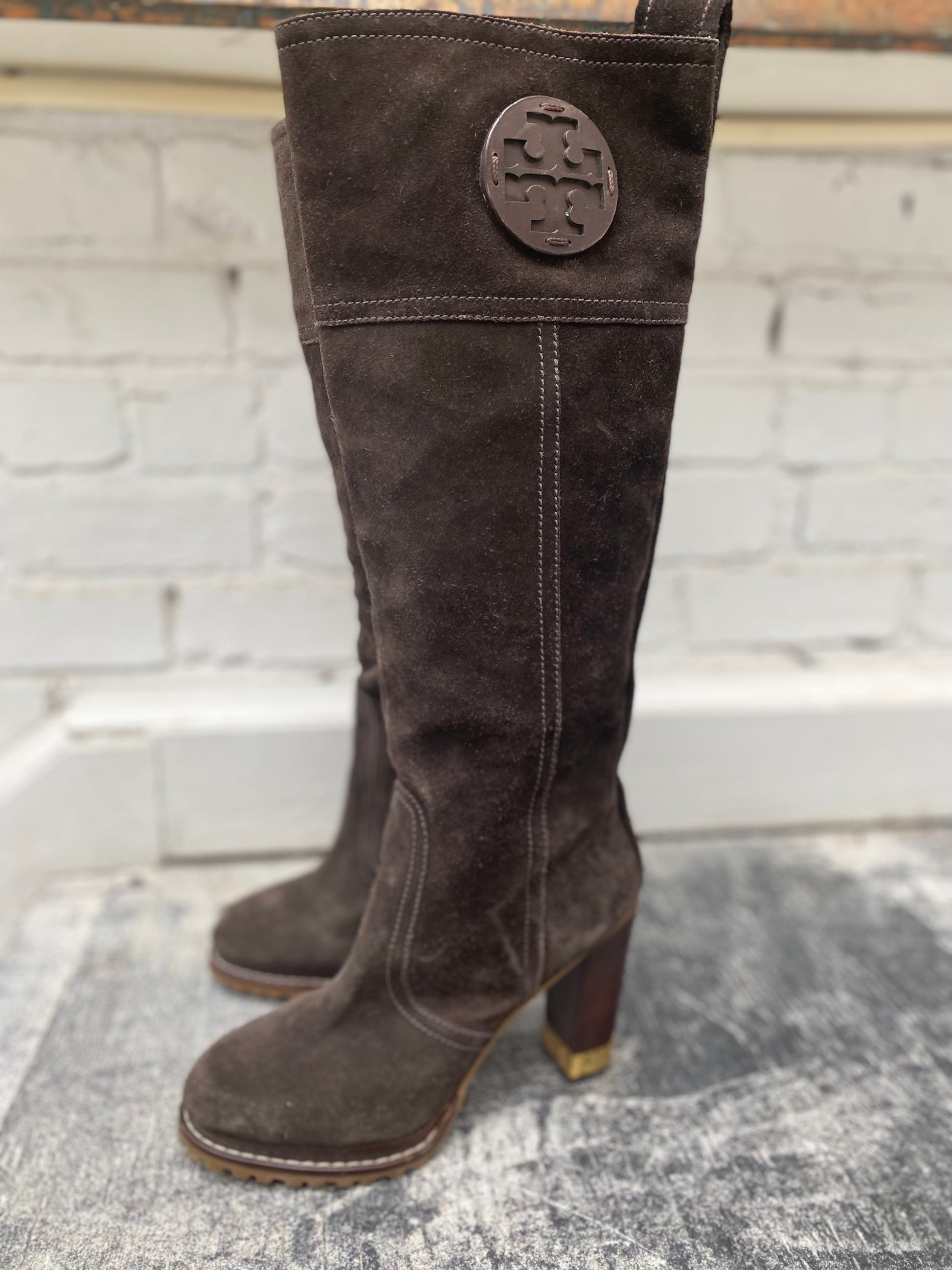 Tory Burch Suede Boots – Airee Edwards