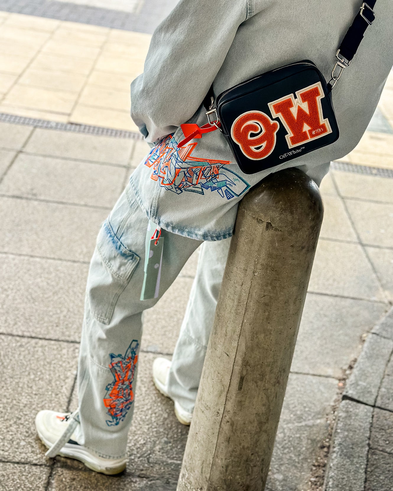 Off-White c/o Virgil Abloh Blue Graffiti Embroidery Utility Cargo Jeans