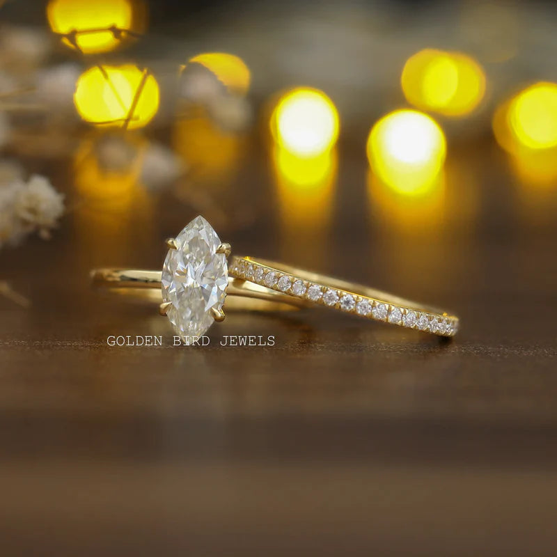 Yellow gold bridal wedding ring set for women