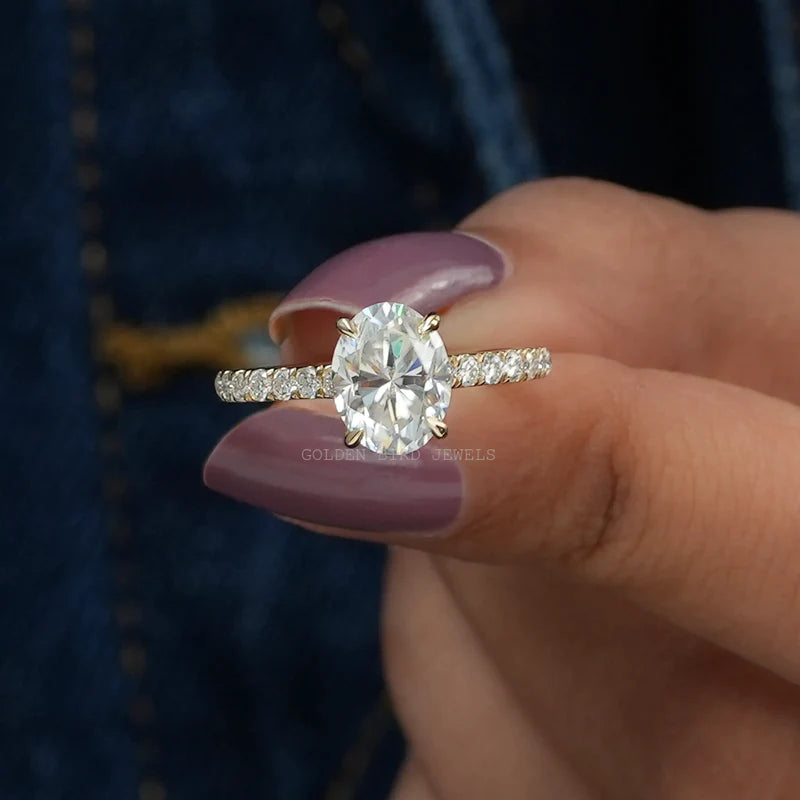 2 carat oval moissanite halo engagement ring in VVS clarity