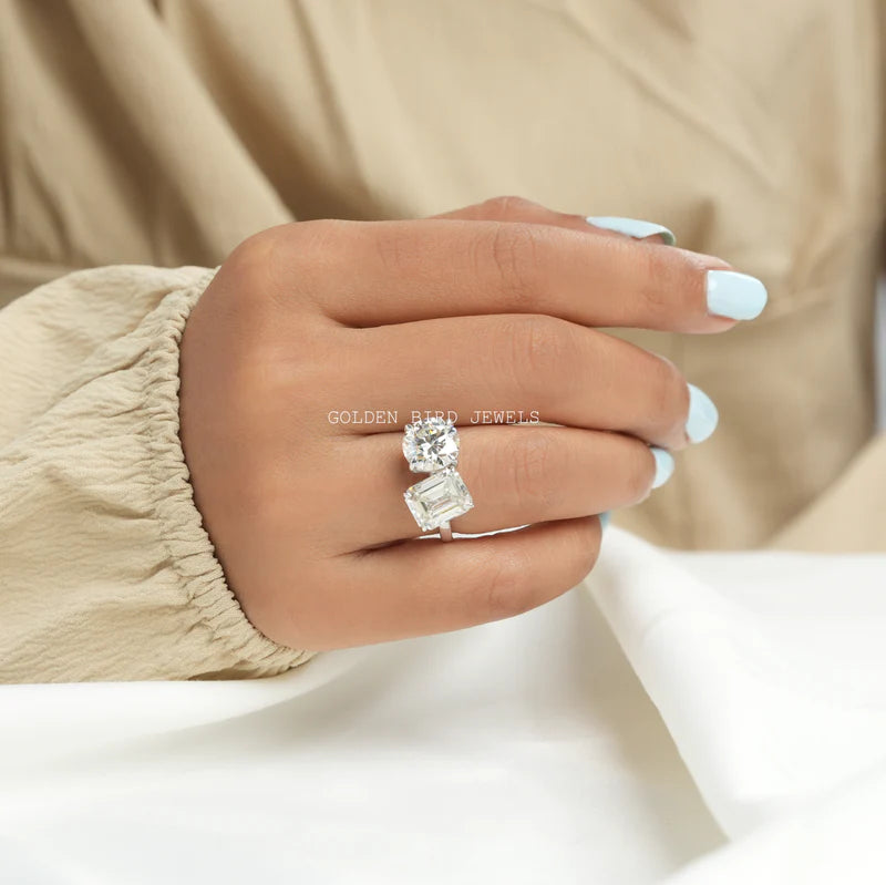 Round and Emerald cut Moissanite Toi et Moi ring for her