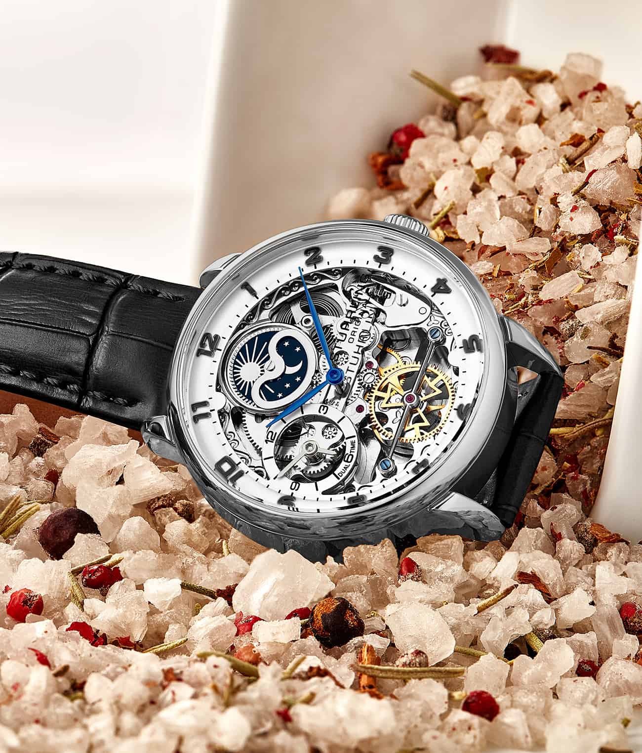 STUHRLING ORIGINAL 100mダイバーズウォッチ スイスクォーツ