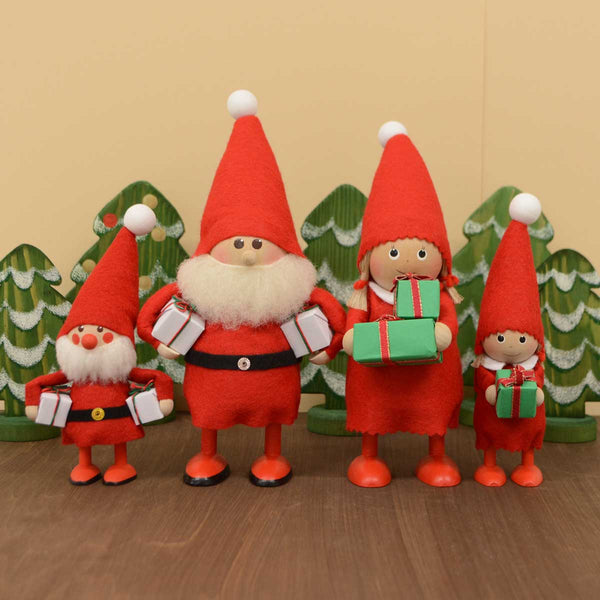 【予約】【新作】NORDIKA nisse ノルディカ ニッセ クリスマス 木製人形（プレゼントを持った女の子 / ビックノルディカ ）