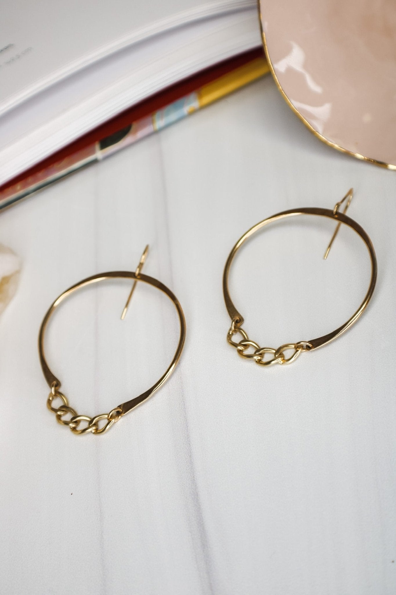 Twiggy Hoops Small – Carolyn Keys