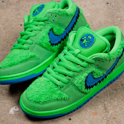 nike sb dunk low grateful dead green