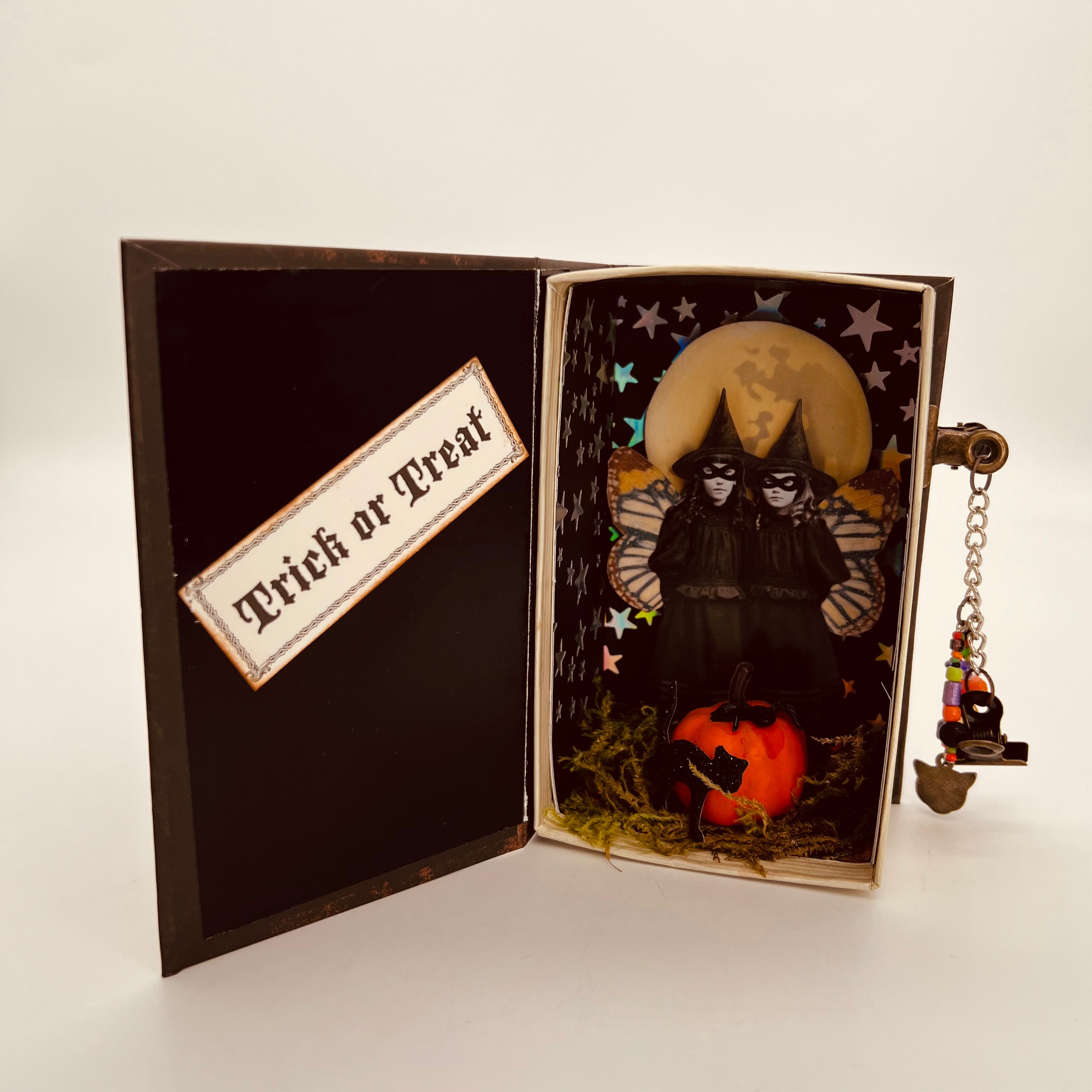 Witch Girls Vignette