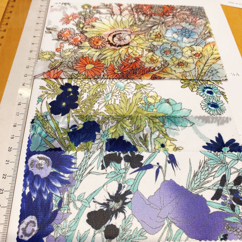 大きめの花柄生地は夏限定　Large floral fabric is limited to summer