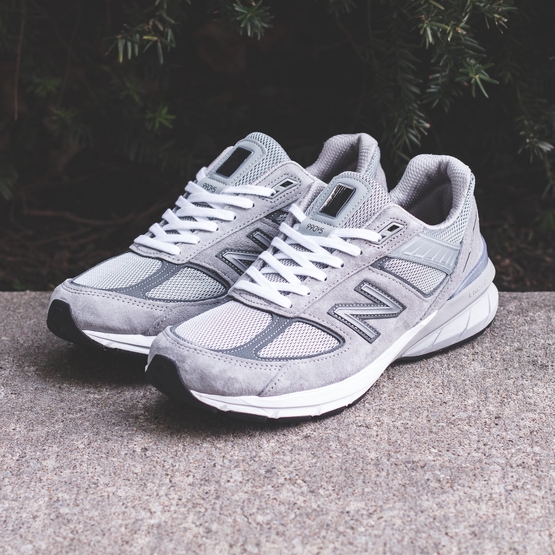 New Balance 990v5 – Solestop.com