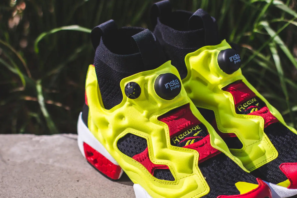 Reebok Classics InstaPump Fury Ultraknit Mid OG Citron in Black/HyperGreen - BS6367