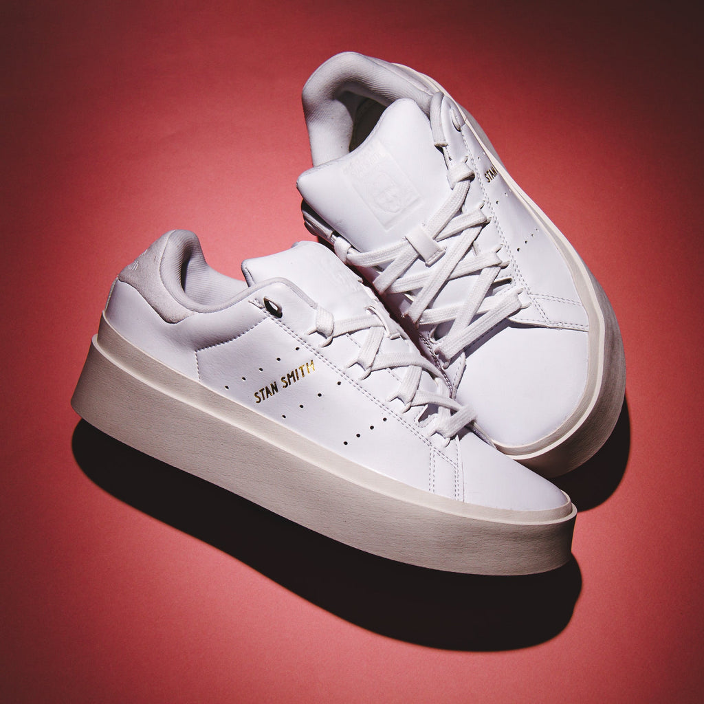adidas Originals Women's Stan Smith Sneaker, White
