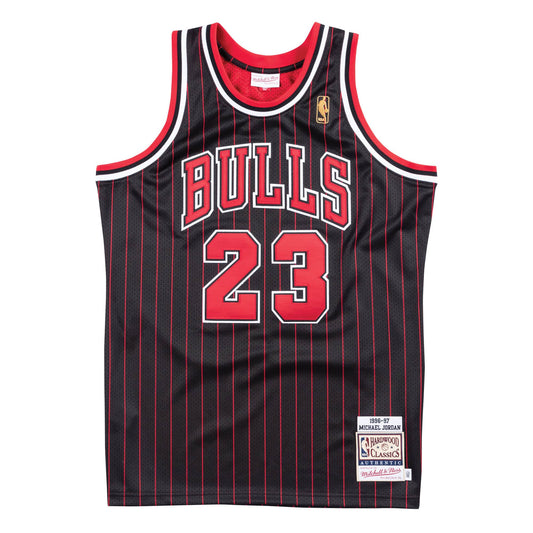  Toni Kukoc Chicago Bulls Mitchell and Ness Men's Black  Throwback Jesey Large : Sports & Outdoors