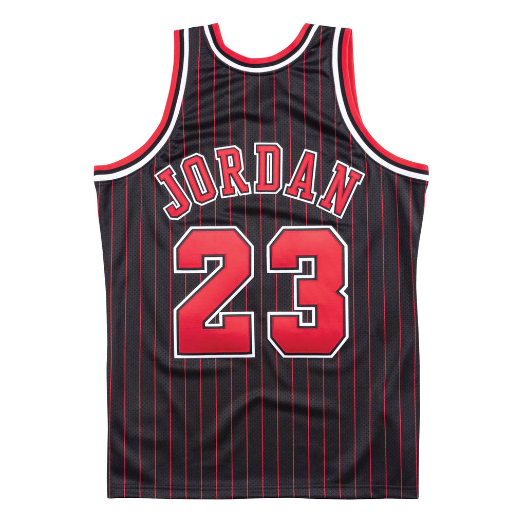 Mål navn sammenbrud Solestop.com - Mitchell & Ness Men NBA Chicago Bulls Authentic Jersey  Michael Jordan Black '96-97