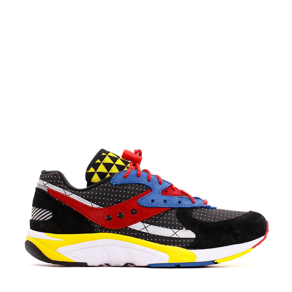 red and black saucony