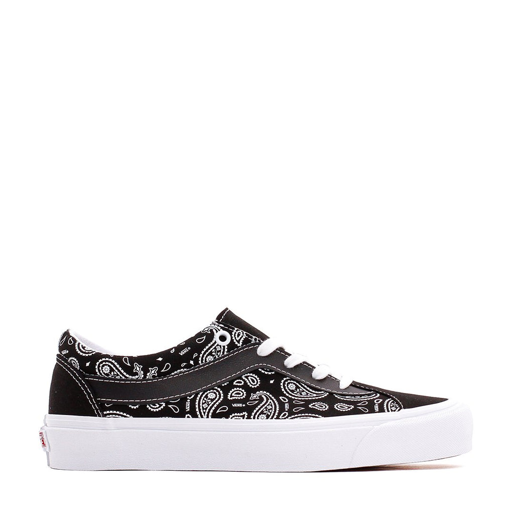 1) Vans Men UA Bold NI Paisley Black 