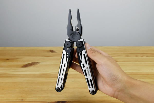 Bibury Plier Multitool Pro (21-in-1) (Black & Silver)