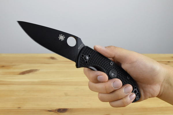 Spyderco C122PBBK Tenacious Lightweight (Black Blade)