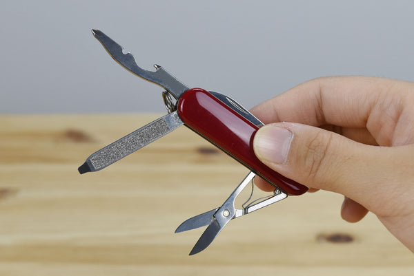 Victorinox Rambler Multitool Pocket Knife 0.6363 (Red)