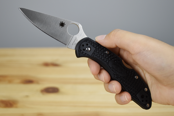 Spyderco C11FPBK Delica 4 FRN (Black)