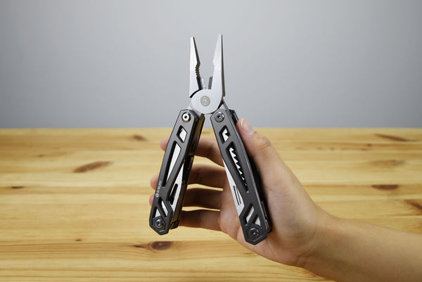 Bibury Plier Multitool (21-in-1) Titanium Finish