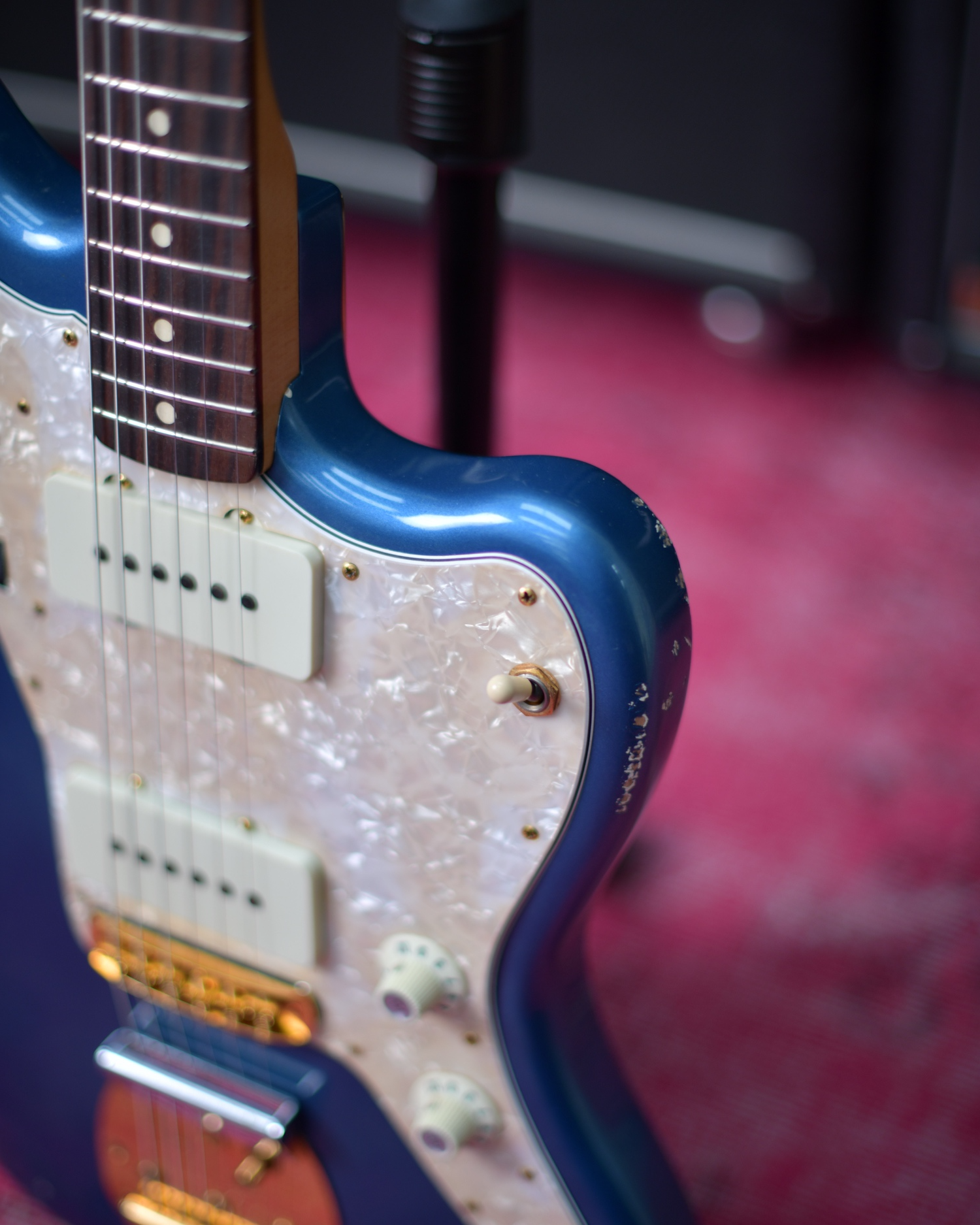 inoran road worn jazzmaster