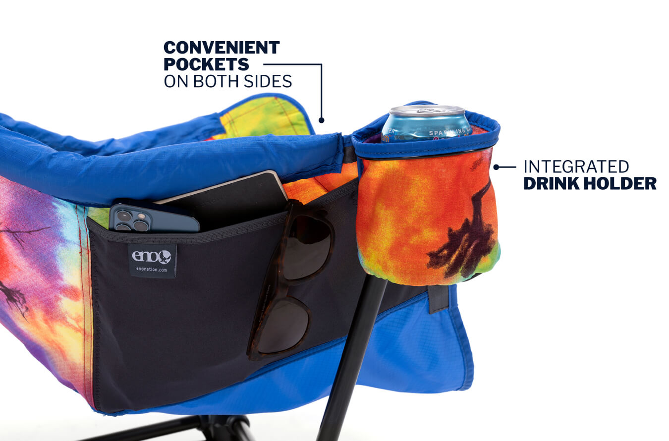 Image and copy depicting integrated drink holder and convenient pockets 