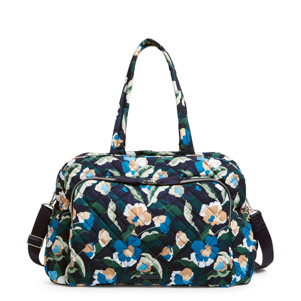 Vera Bradley Grand Weekender Travel Bag Women in Immersed Blooms Blue/Green