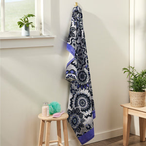 Vera Bradley Mint Sea Life Beach Towel, Beach Towels, Household