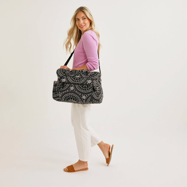 the weekender bag vera bradley