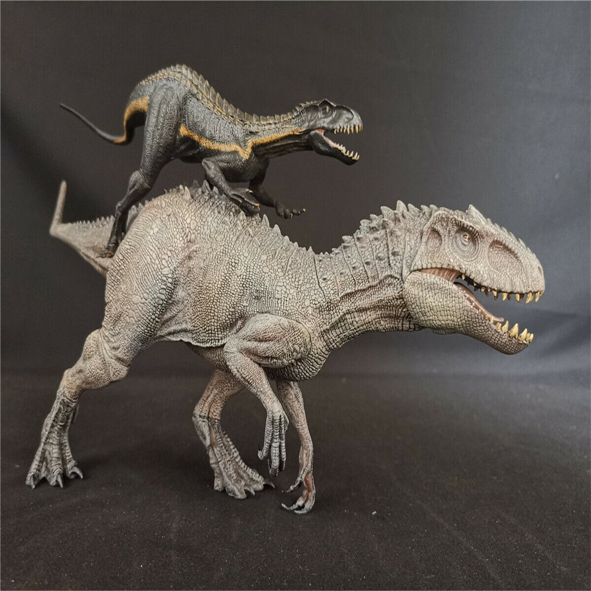 Nanmu Berserker Rex Velociraptor Model – Lana Time Shop