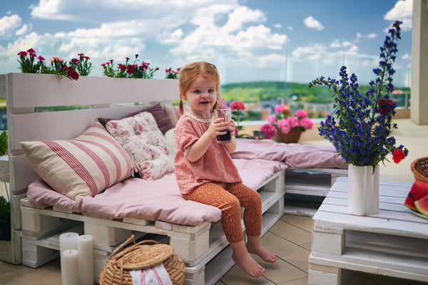 Kinderfreundliche Sitzgelegenheiten für eine kindersichere Terrasse